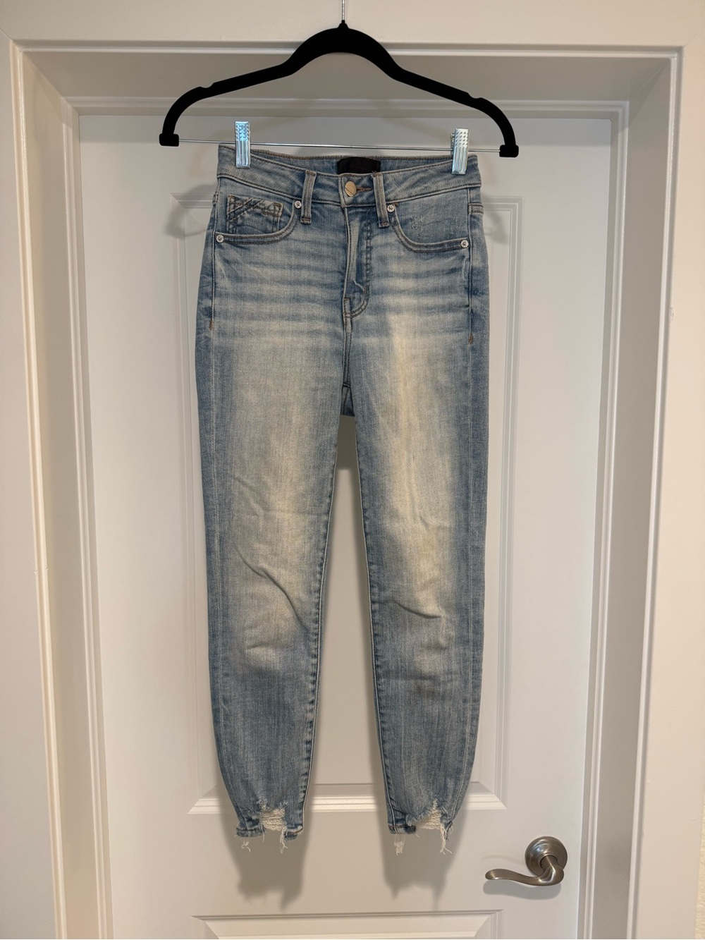 Buckle Light Blue Washed Ankle Jeans